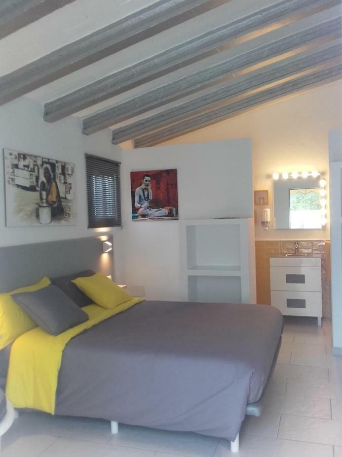 Ca L'Eli Different Experience Hutt 12157 Guest House Mont-roig del Camp Exterior photo