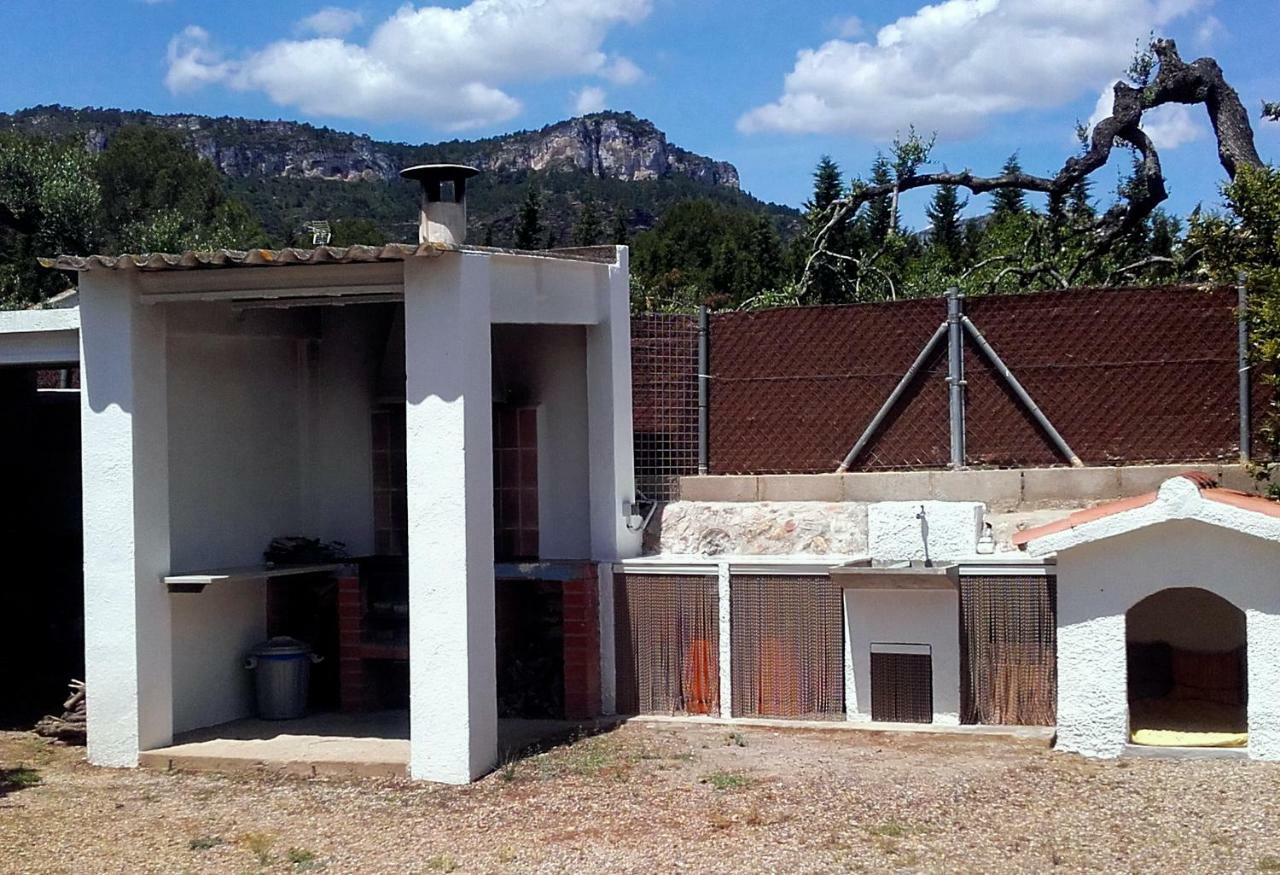 Ca L'Eli Different Experience Hutt 12157 Guest House Mont-roig del Camp Exterior photo